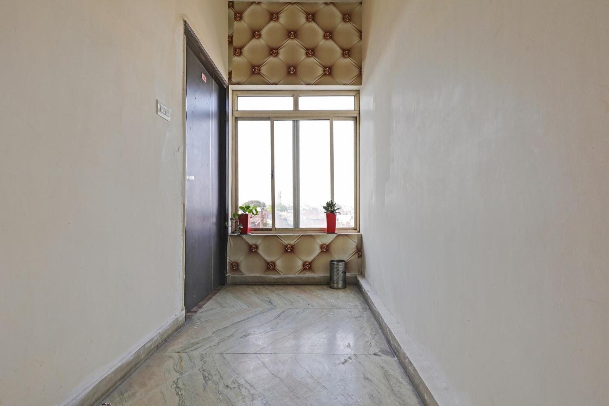 Spot On 81167 Hotel Asdr Rudrapur Bagian luar foto