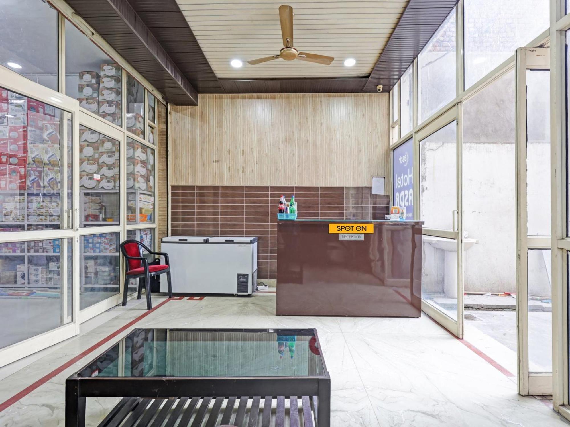 Spot On 81167 Hotel Asdr Rudrapur Bagian luar foto